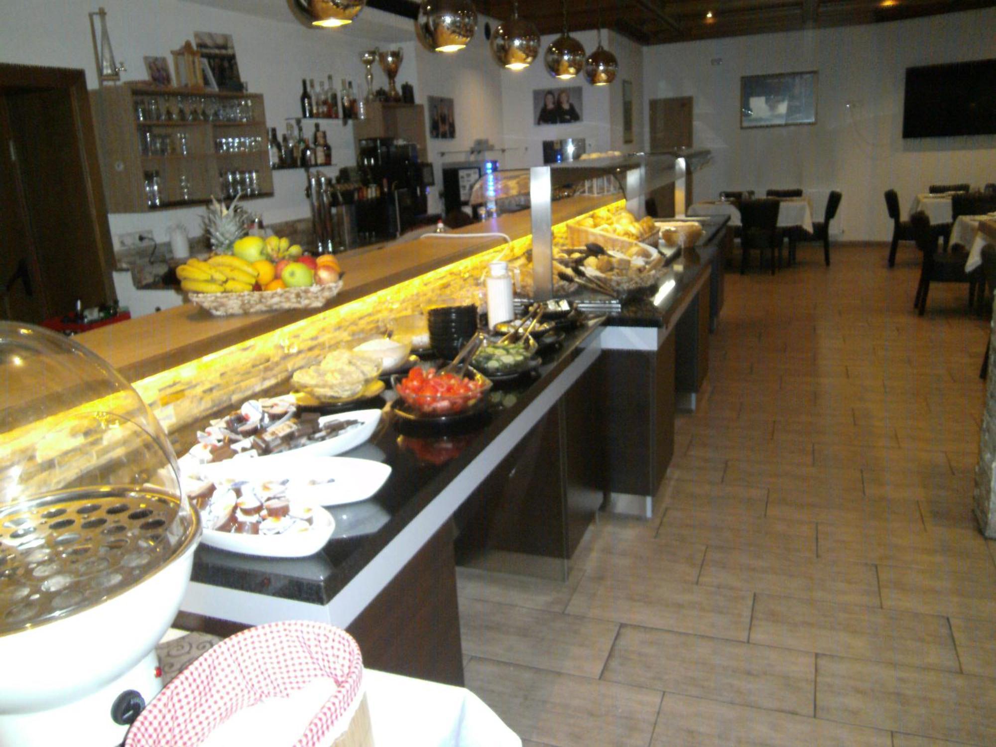 Gasthof Hotel Kirchenwirt เซลล์ อัม ซิลลา ภายนอก รูปภาพ