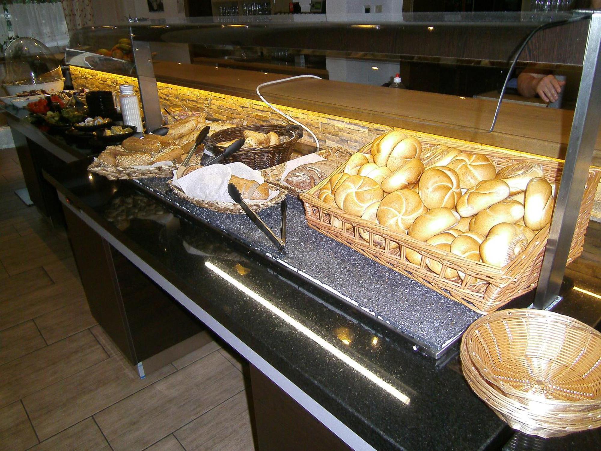 Gasthof Hotel Kirchenwirt เซลล์ อัม ซิลลา ภายนอก รูปภาพ